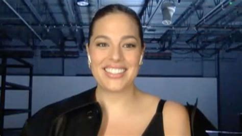 Ashley Graham Has Already Picked Names For Her。